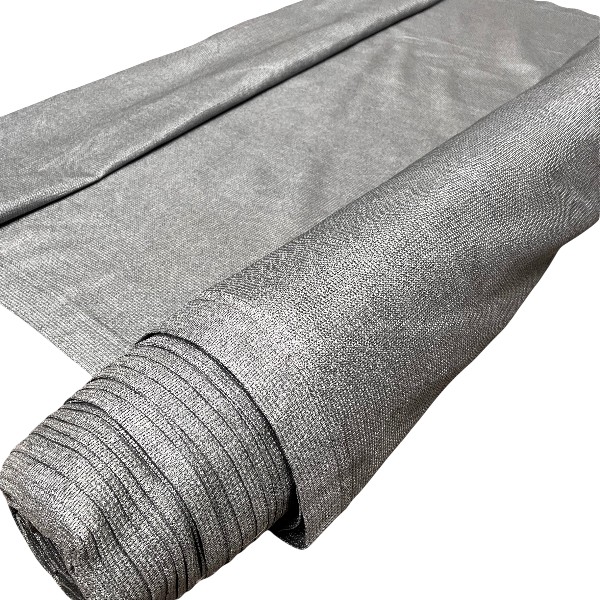 Media Sombra con Ruedo