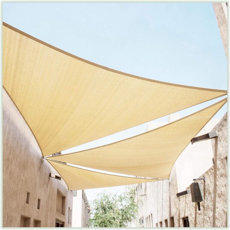 Toldo vela de coversol triangular beige